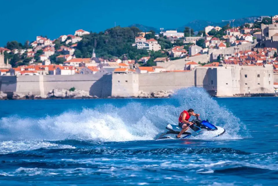 Jet Ski Dubrovnik – Retket ja vuokraus 2026